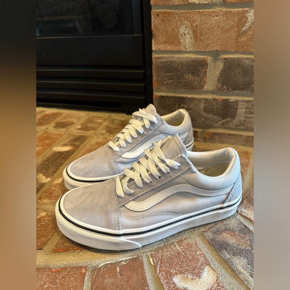 Vans Ward Lo Suede Shoes Gray/White Womens Size 6 - 0294